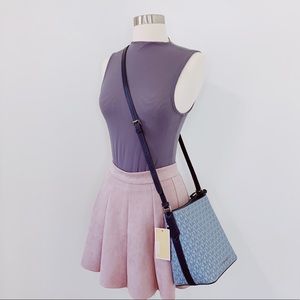 Michael Kors Kimberly  Sm Bucket Bag Pale Blue